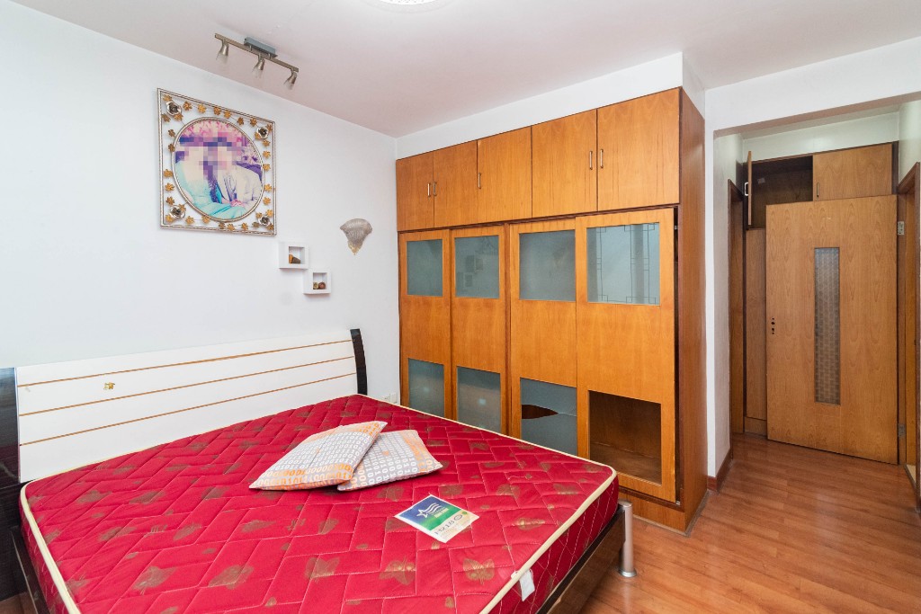 金帆小区 3室2厅2卫 92.0万 金帆小区 3室2厅2卫 92.0万卧室