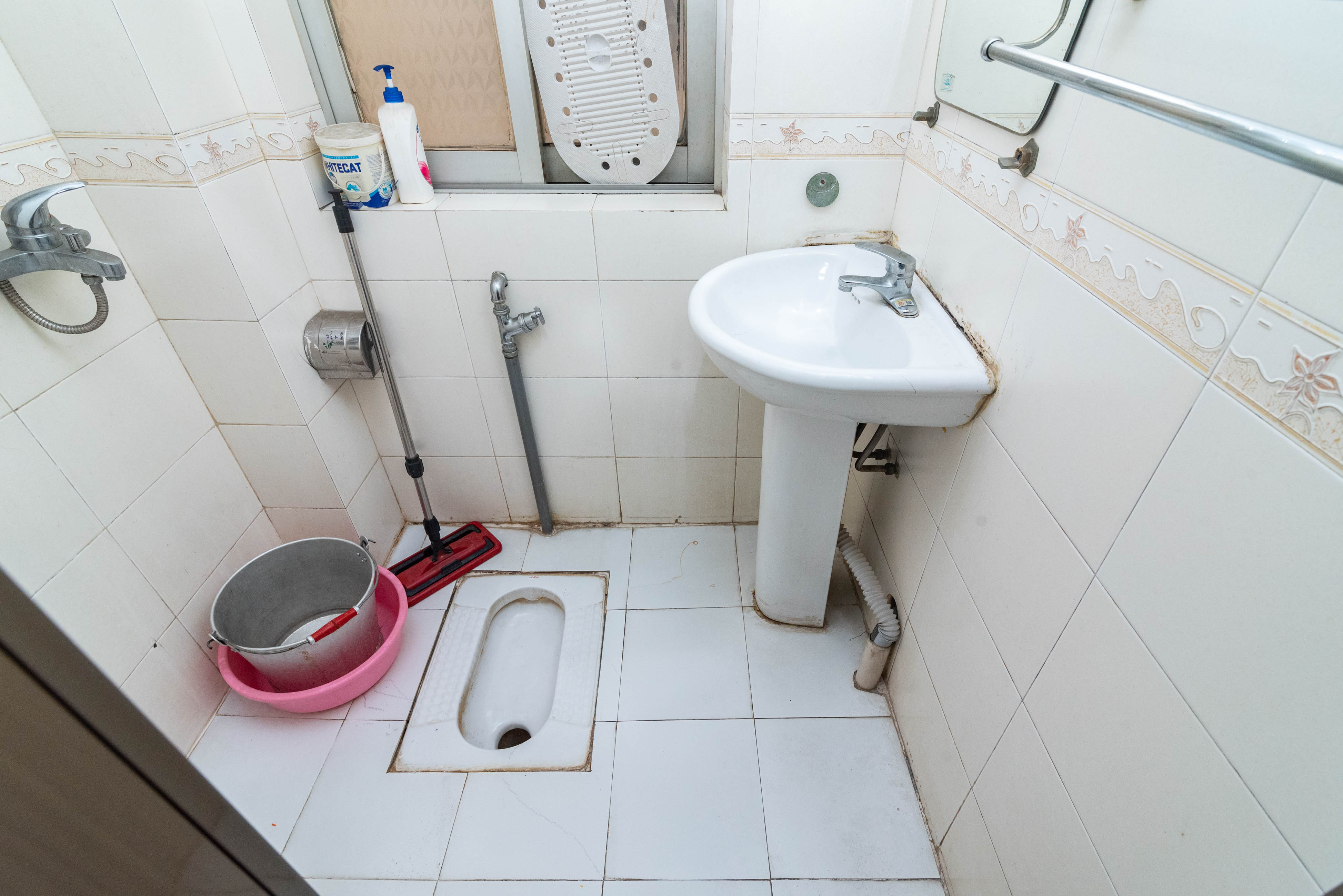 金帆小区 3室2厅2卫 92.0万 金帆小区 3室2厅2卫 92.0万卫生间