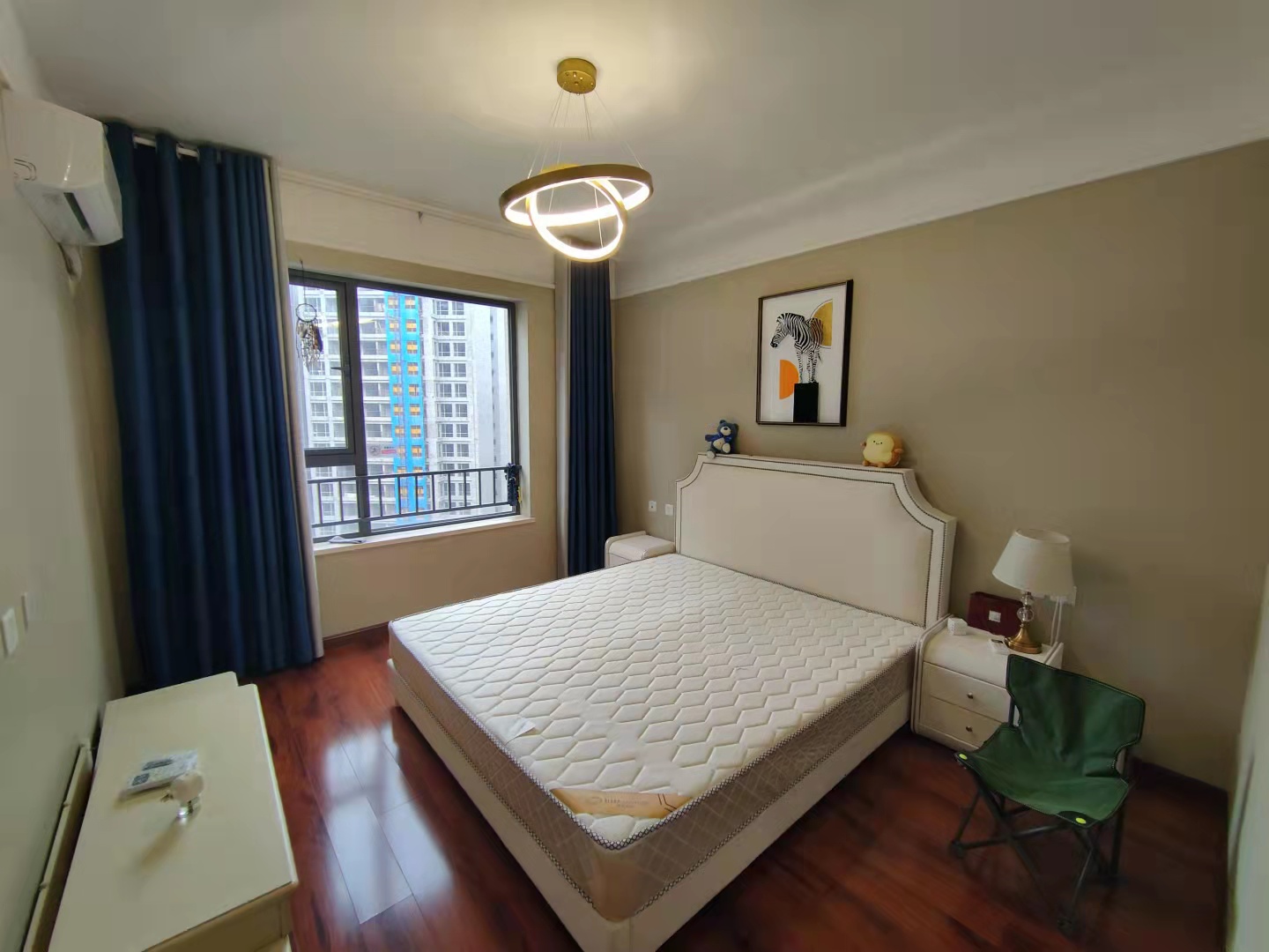 滨江和城  4室2厅2卫    4500.0元/月室内图