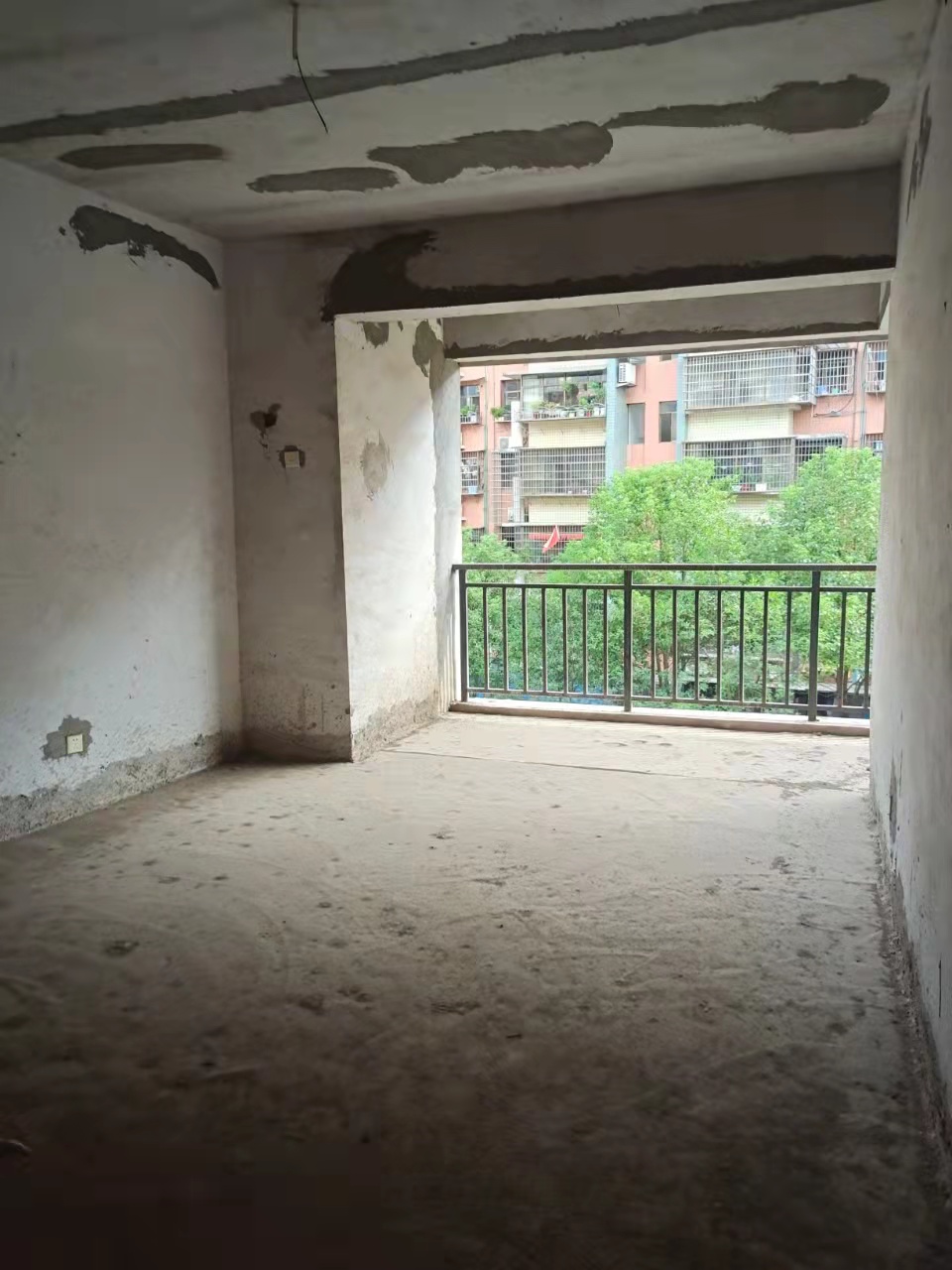 新公安局民警住宅小区  4室2厅2卫    118.0万 新公安局民警住宅小区  4室2厅2卫    118.0万卫生间