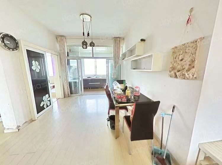 湘樟园小区(湘樟家园) 2室2厅1卫 2200.0元/月 湘樟园小区(湘樟家园) 2室2厅1卫 2200.0元/月室内图