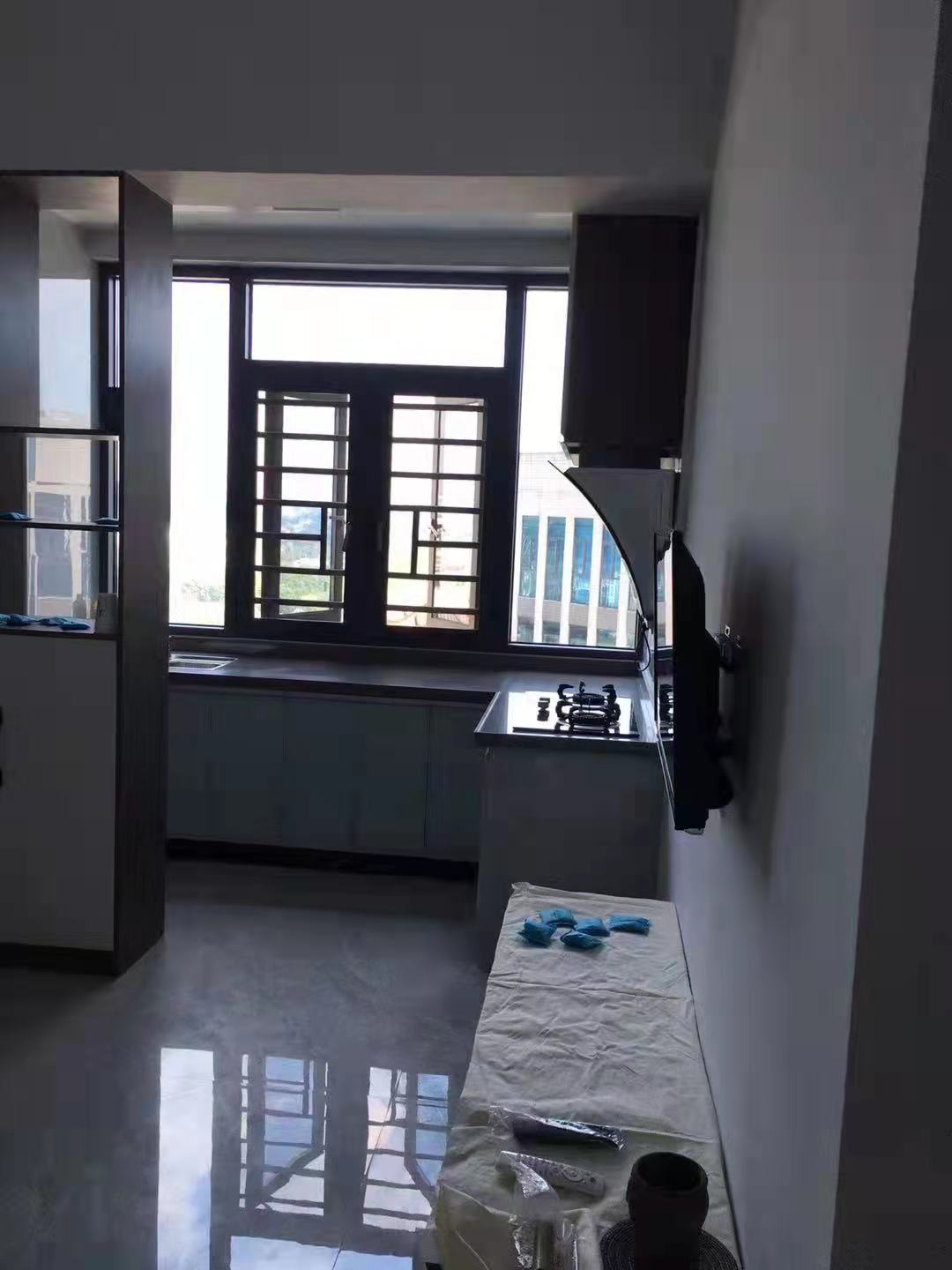 鸿星新天地  1室1厅1卫    1500.0元/月 鸿星新天地  1室1厅1卫    1500.0元/月户型图