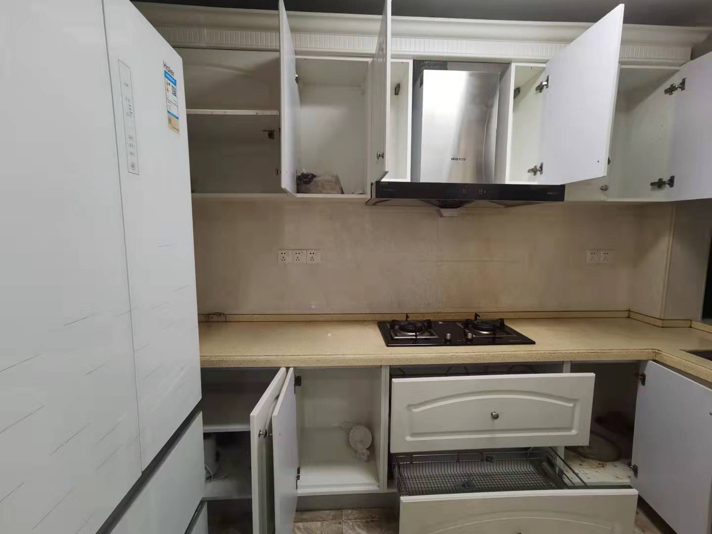 欣登中央公园 1室1厅1卫 1600.0元/月 欣登中央公园 1室1厅1卫 1600.0元/月