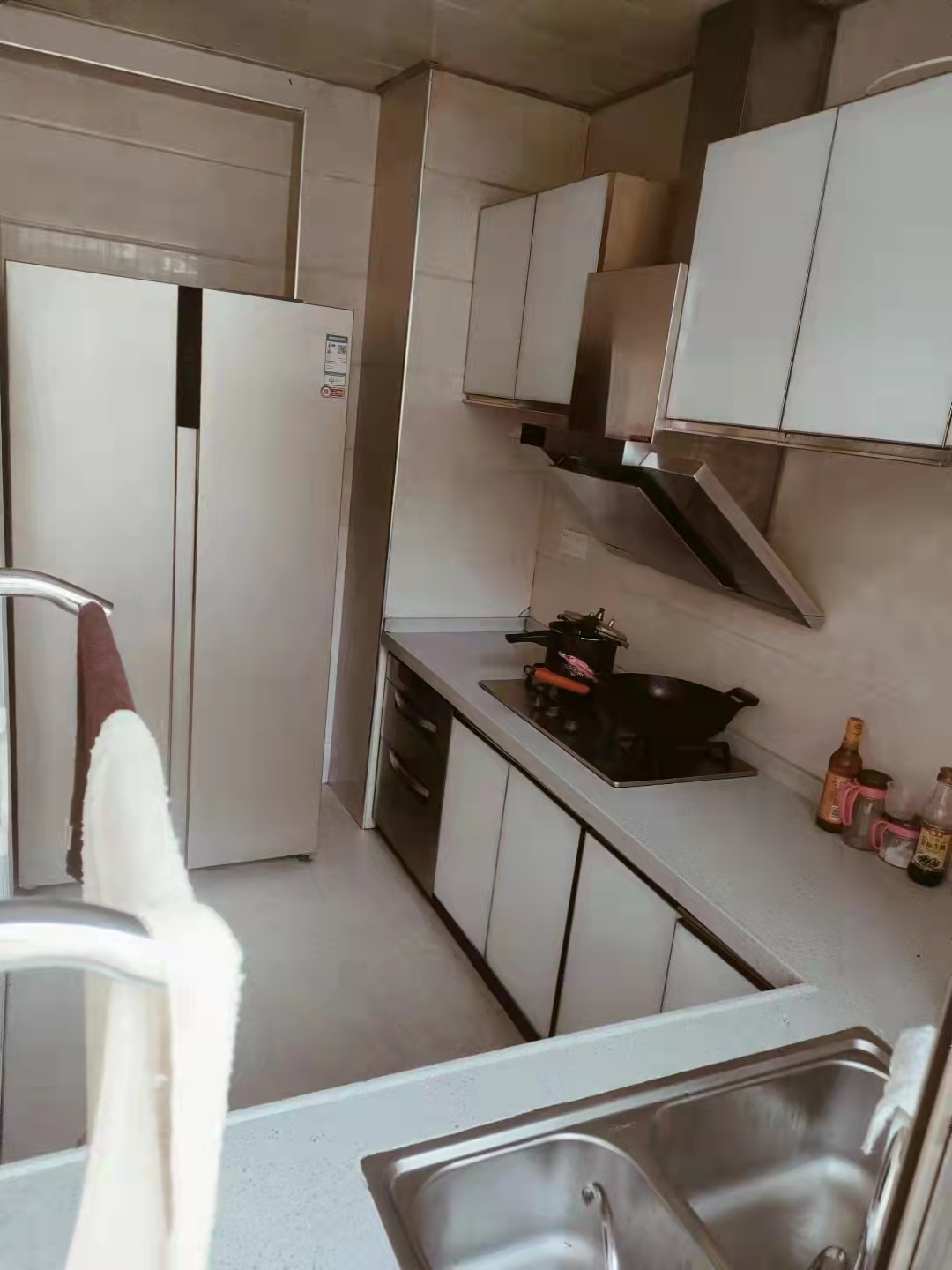 上和世家  3室2厅2卫    3200.0元/月 上和世家  3室2厅2卫    3200.0元/月室内图