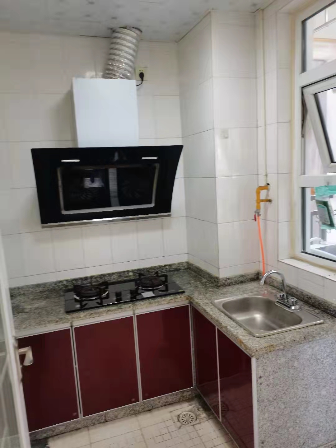 南湖春天  1室1厅1卫    1600.0元/月 南湖春天  1室1厅1卫    1600.0元/月室内图