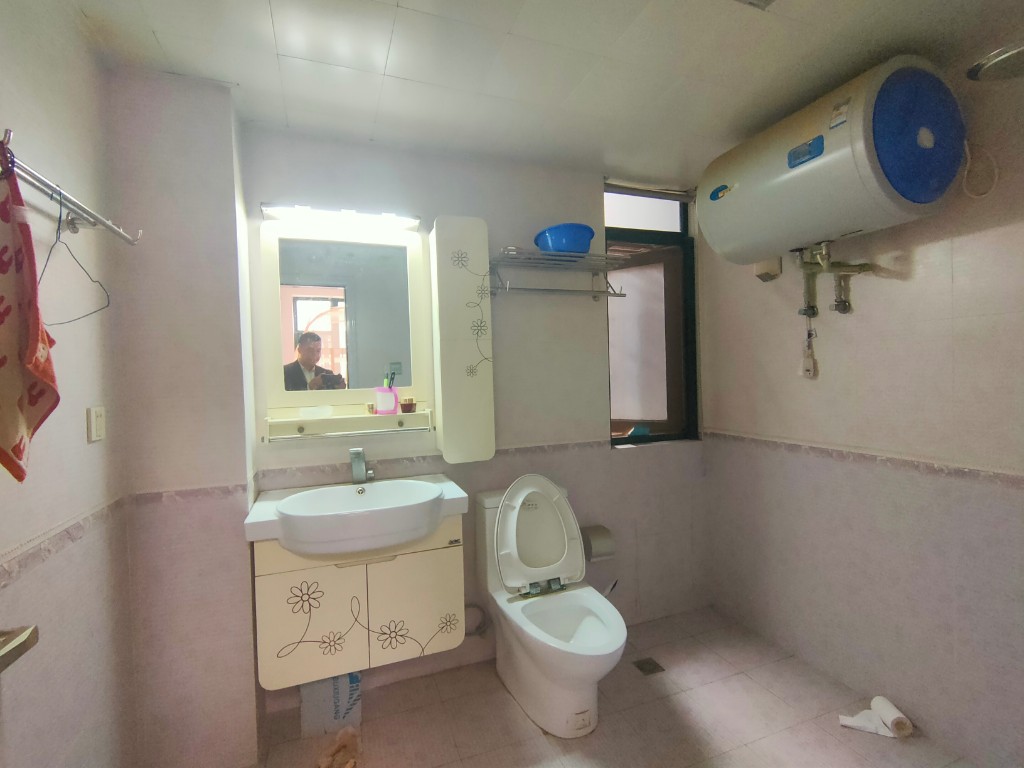 凯乐湘园 3室2厅2卫 3200.0元/月 凯乐湘园 3室2厅2卫 3200.0元/月室内图