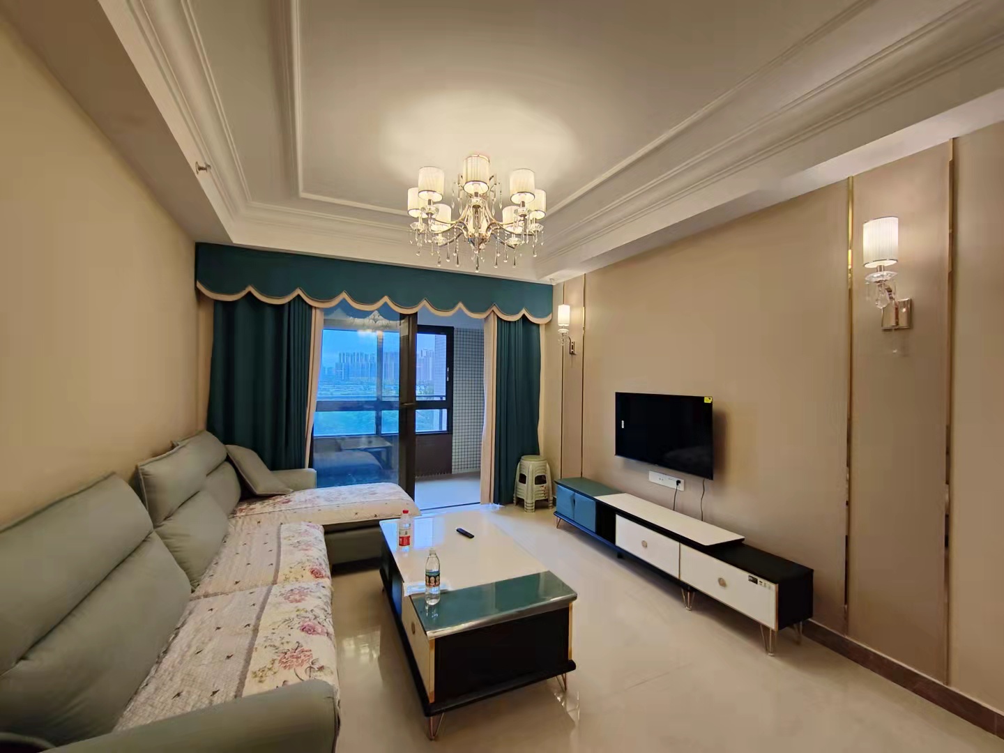 恒大天府半岛四期天玺湾 3室2厅2卫 2800.0元/月 恒大天府半岛四期天玺湾 3室2厅2卫 2800.0元/月室内图