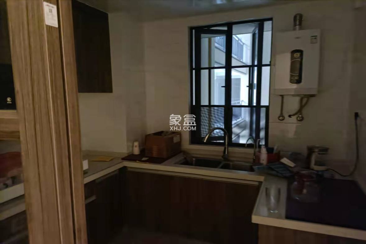 碧桂园梓山府  3室2厅2卫    2600.0元/月 碧桂园梓山府  3室2厅2卫    2600.0元/月室内图