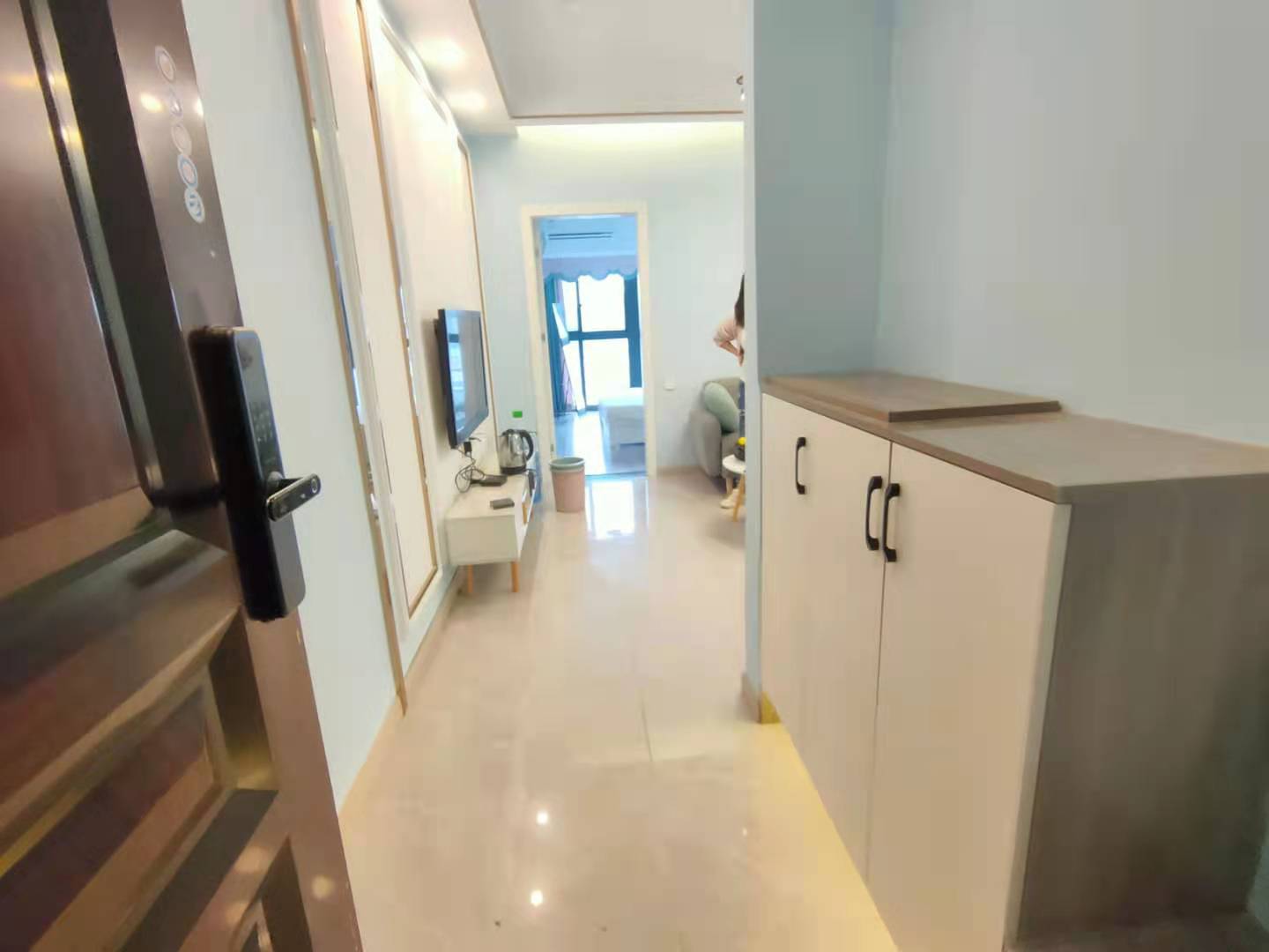 金钟大雁城 2室2厅1卫 2500.0元/月 金钟大雁城 2室2厅1卫 2500.0元/月室内图