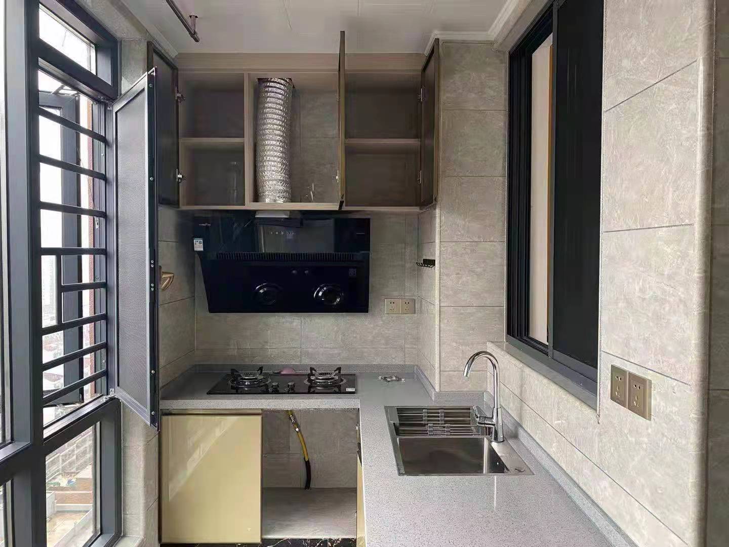 大同芙蓉二期(芙蓉广场)  1室1厅1卫    1500.0元/月 大同芙蓉二期(芙蓉广场)  1室1厅1卫    1500.0元/月室内图