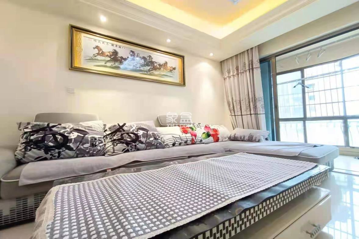 碧桂园  3室2厅1卫    2000.0元/月 碧桂园  3室2厅1卫    2000.0元/月室内图