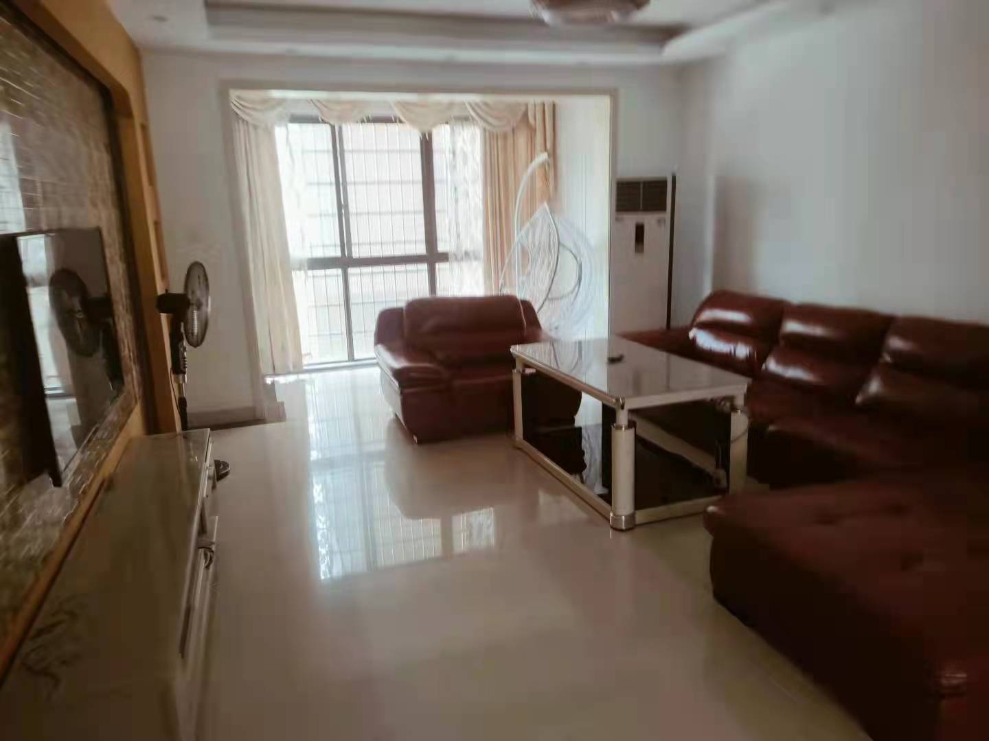 上和世家  3室2厅2卫    3200.0元/月 上和世家  3室2厅2卫    3200.0元/月室内图