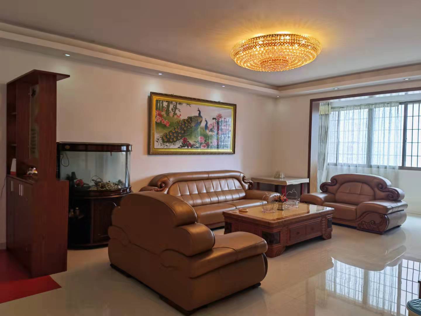 鸿都苑  1室1厅1卫    35.8万 鸿都苑  1室1厅1卫    35.8万客厅