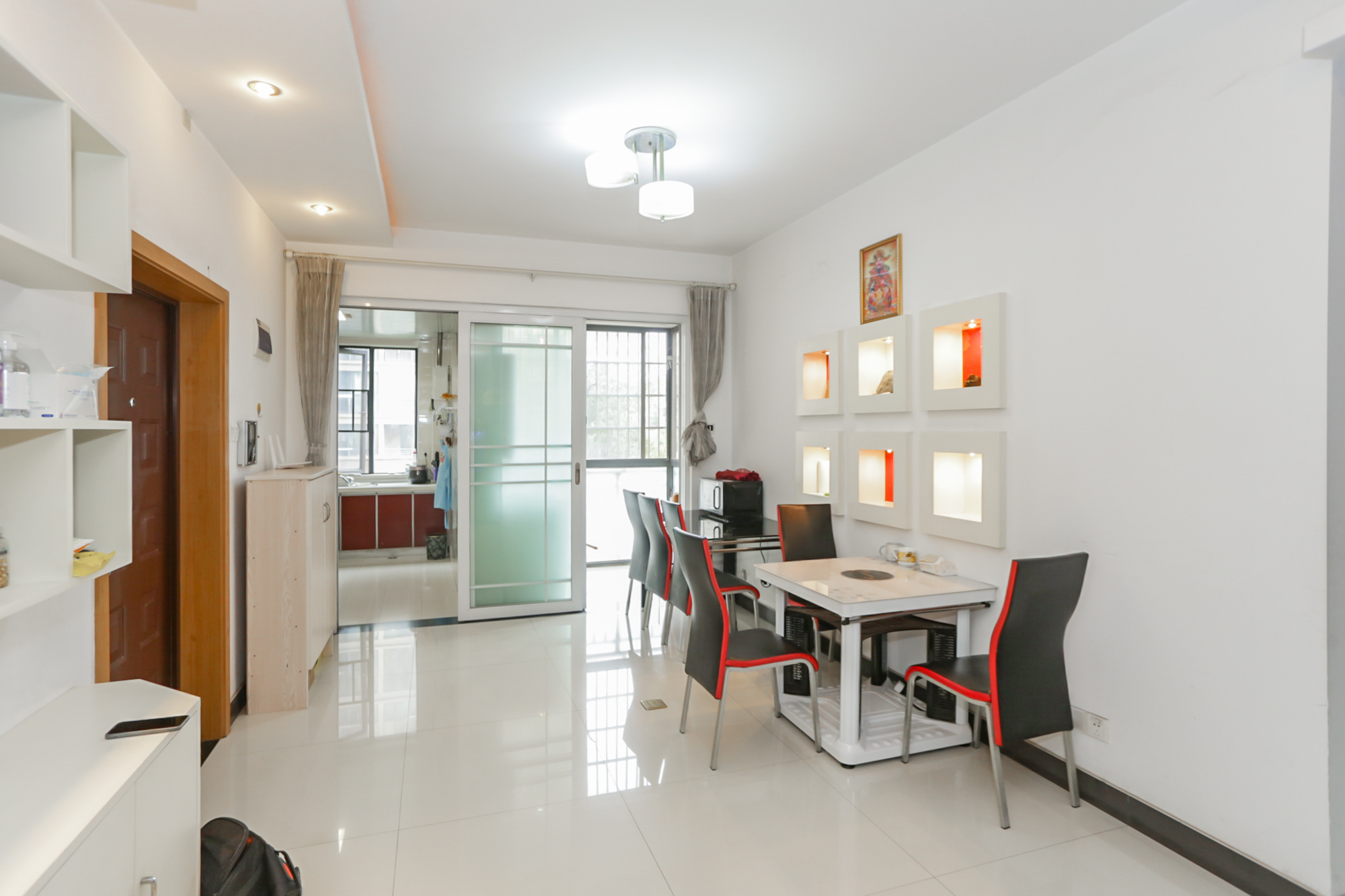 八方小区D区  3室2厅1卫    440.0万客厅