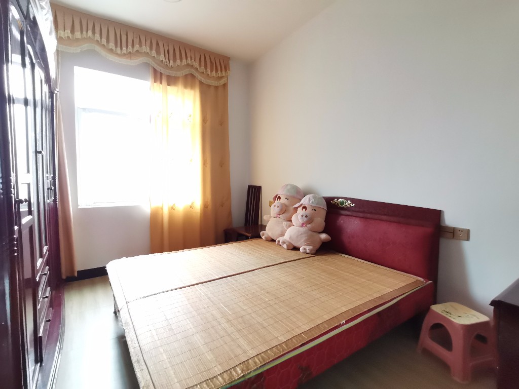 神塘冲 2室1厅1卫 800.0元/月 神塘冲 2室1厅1卫 800.0元/月室内图