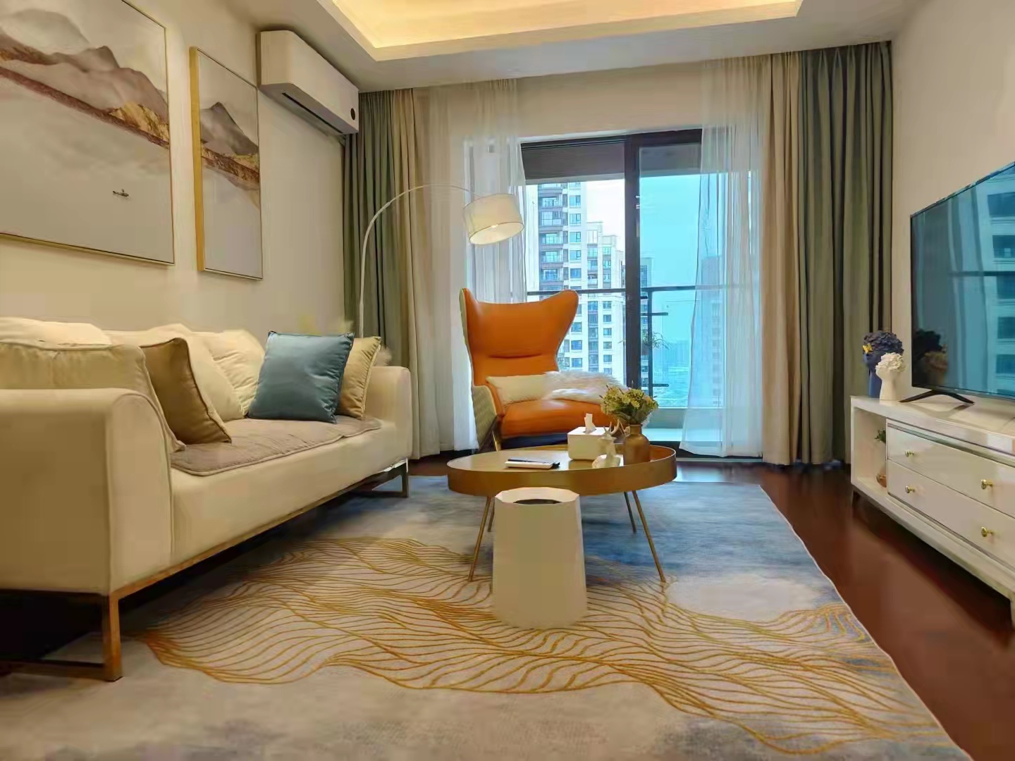 万科翡翠公园  3室2厅2卫    4500.0元/月 万科翡翠公园  3室2厅2卫    4500.0元/月室内图