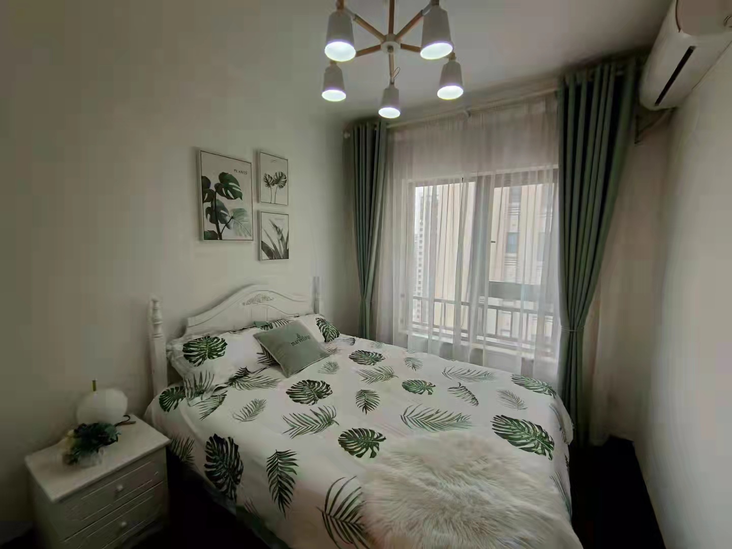 万科翡翠公园  3室2厅2卫    4500.0元/月 万科翡翠公园  3室2厅2卫    4500.0元/月室内图