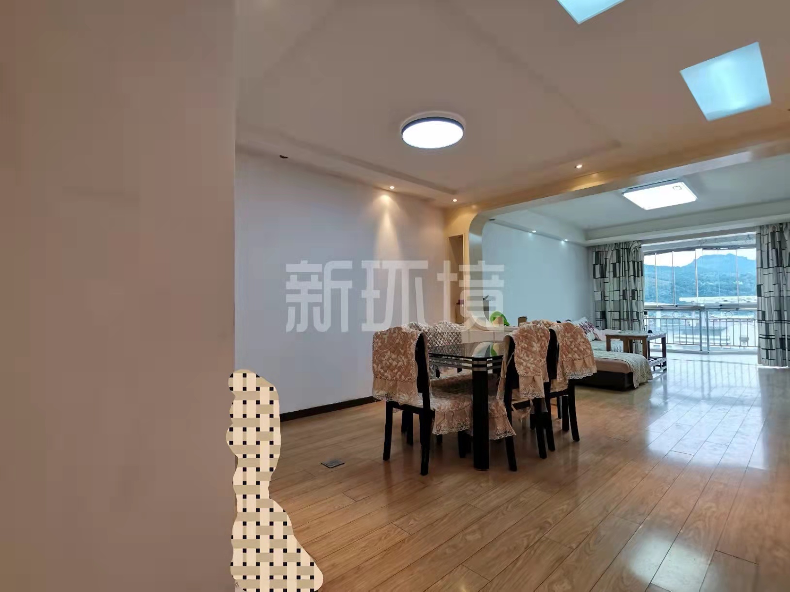 时代港湾  3室2厅1卫    63.8万