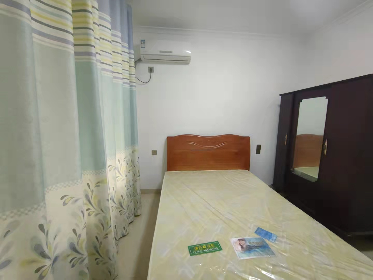 南湖春天 2室1厅1卫 2000.0元/月 南湖春天 2室1厅1卫 2000.0元/月室内图