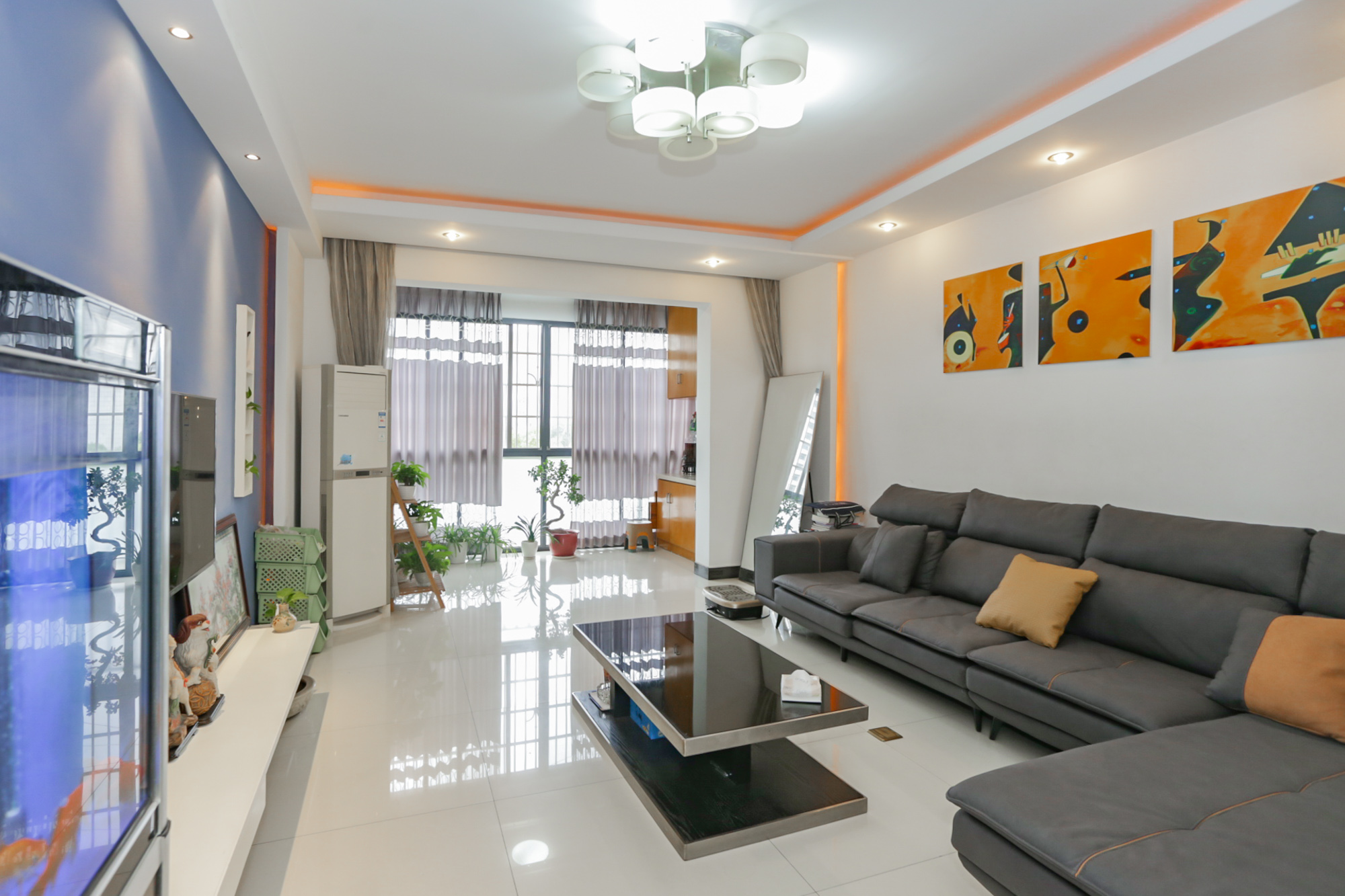 八方小区D区  3室2厅1卫    440.0万客厅