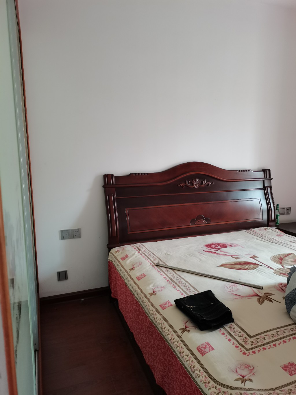 加州阳光小区（吉星阳光）  3室2厅2卫    65.8万卧室