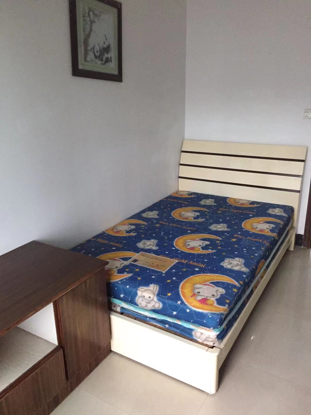 联合花苑 3室2厅2卫 1500.0元/月 联合花苑 3室2厅2卫 1500.0元/月室内图