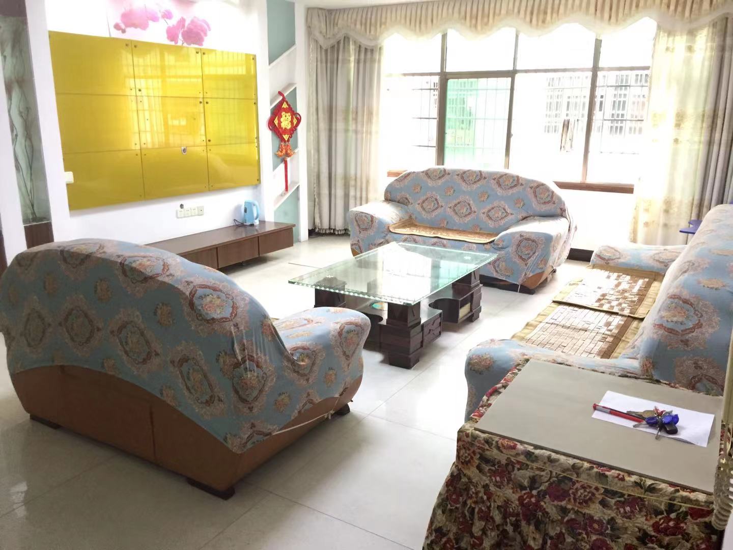 联合花苑 3室2厅2卫 1500.0元/月 联合花苑 3室2厅2卫 1500.0元/月室内图