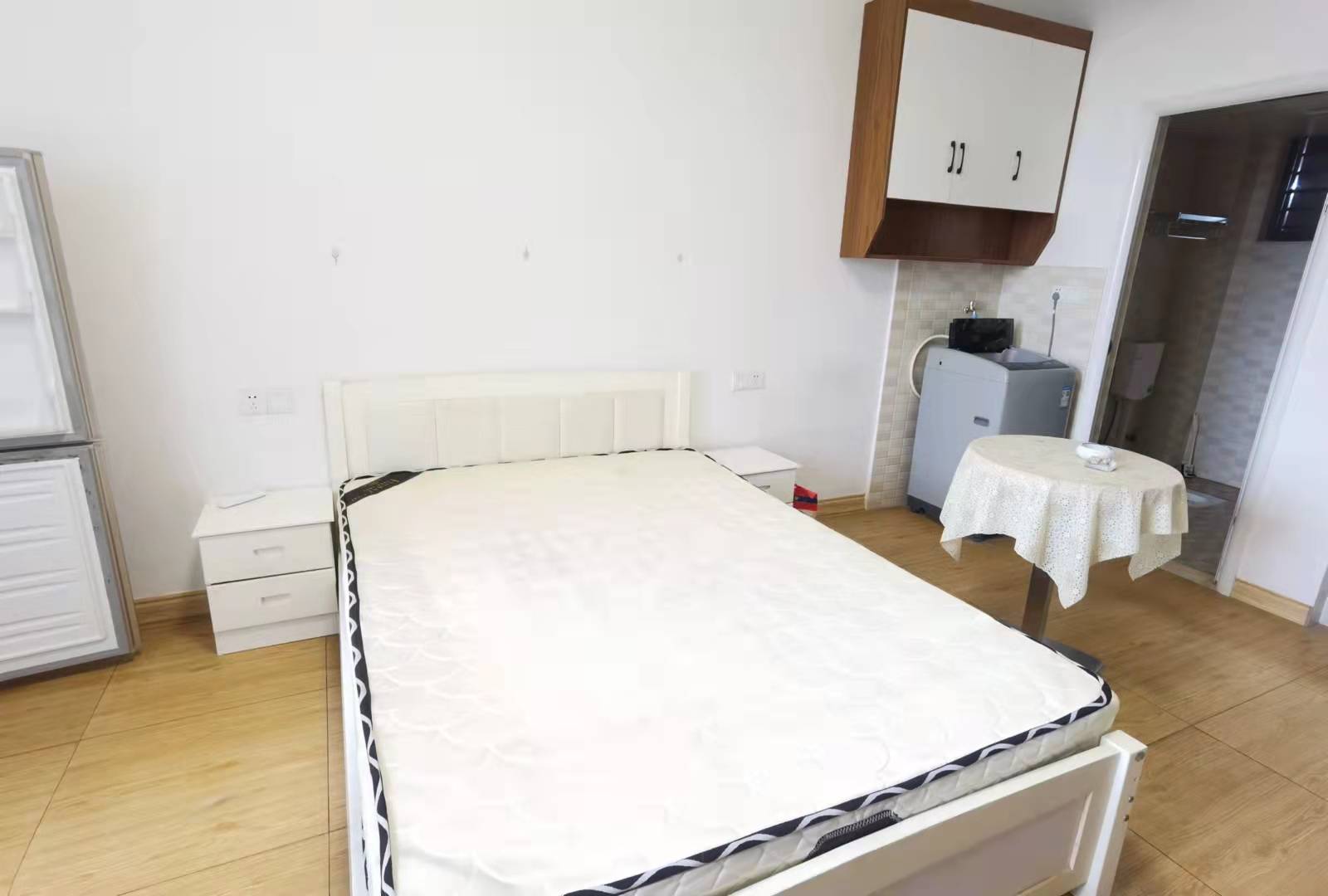 桥南创业大厦  1室1厅1卫    28.8万 桥南创业大厦  1室1厅1卫    28.8万客厅