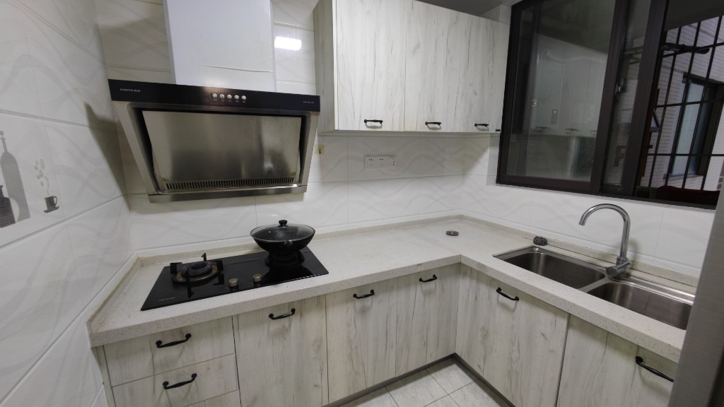 远大中央公园一期  2室1厅1卫    2200.0元/月 远大中央公园一期  2室1厅1卫    2200.0元/月室内图