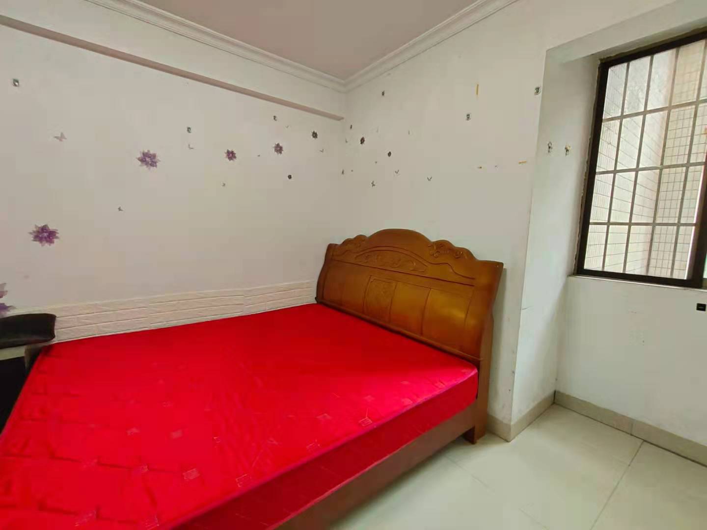 禧诚雁巢 3室2厅2卫 85.00万 禧诚雁巢 3室2厅2卫 85.00万客厅