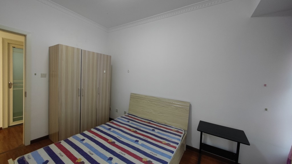 远大中央公园一期  2室1厅1卫    2200.0元/月 远大中央公园一期  2室1厅1卫    2200.0元/月室内图