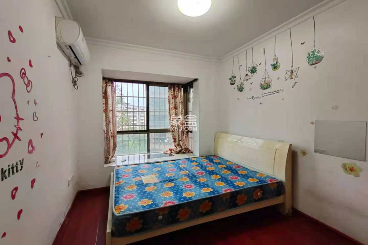 禧诚雁巢 3室2厅2卫 85.00万 禧诚雁巢 3室2厅2卫 85.00万客厅