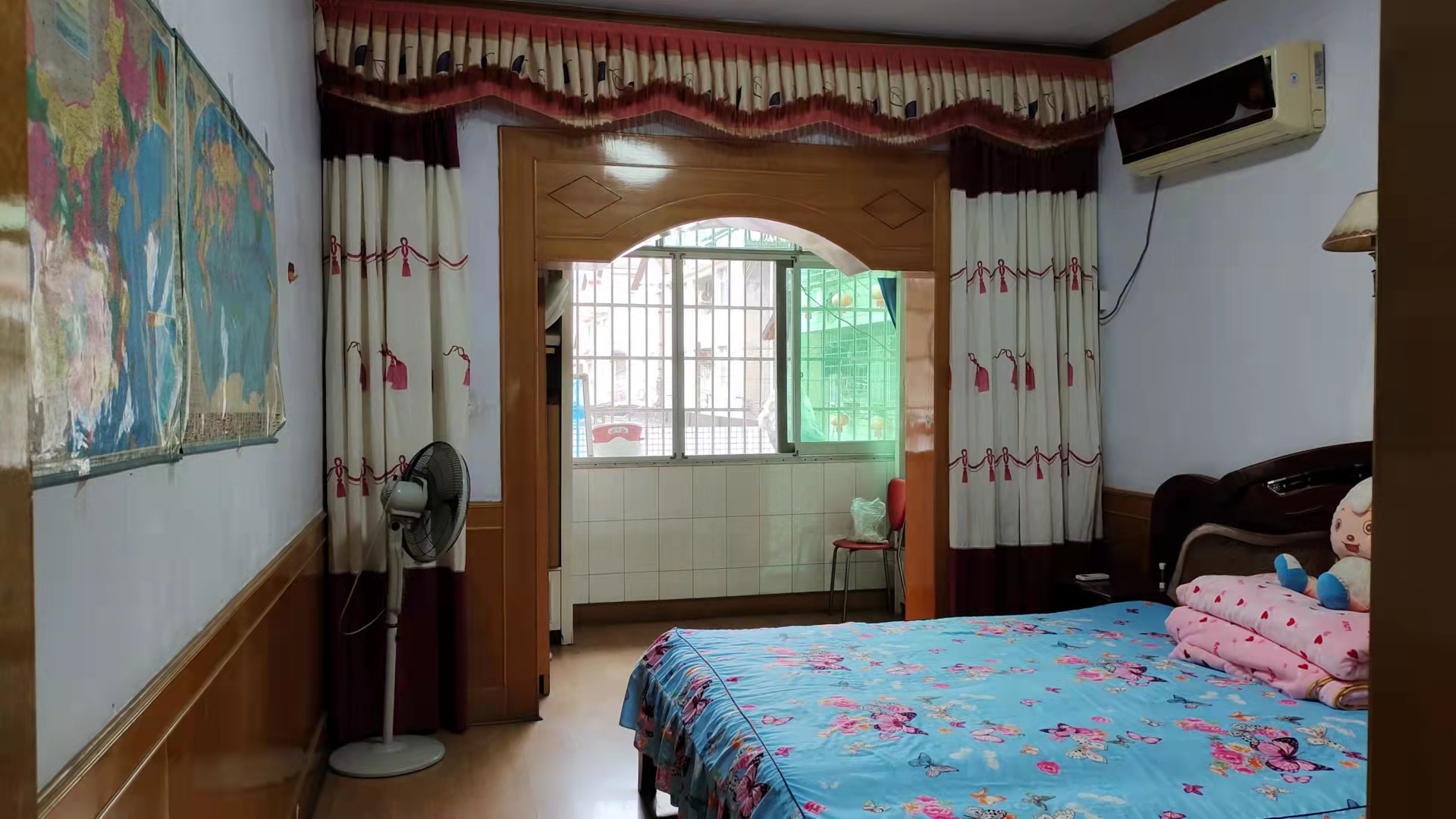 桃师附小宿舍 3室2厅2卫 59.8万 桃师附小宿舍 3室2厅2卫 59.8万卧室