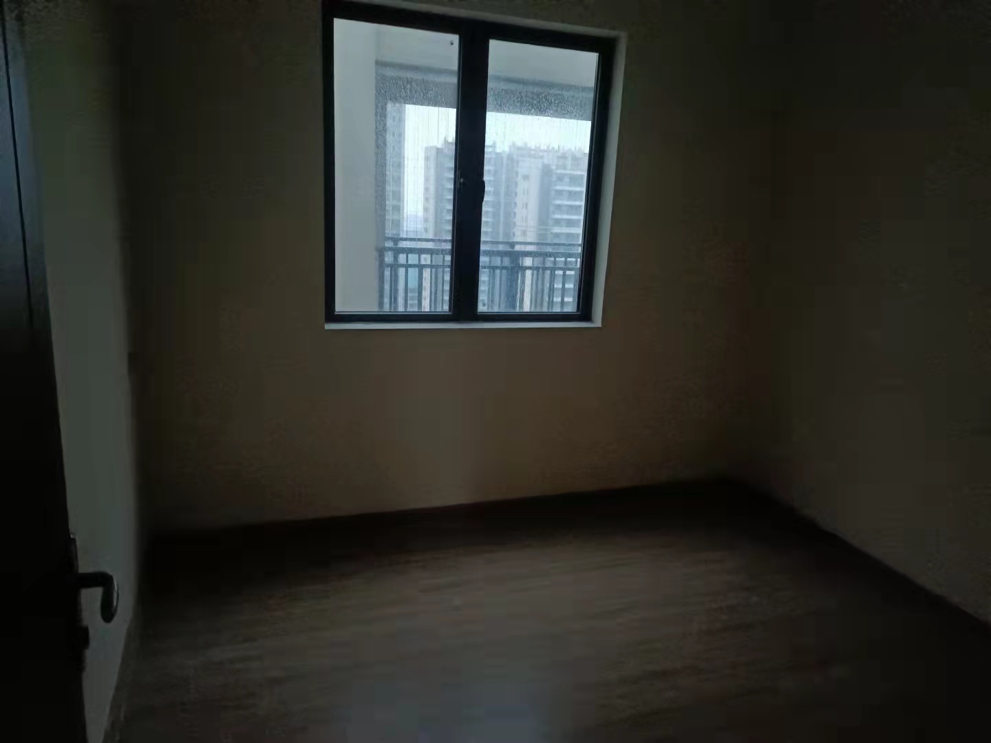 碧桂园梓山府  3室2厅2卫    2300.0元/月 碧桂园梓山府  3室2厅2卫    2300.0元/月室内图