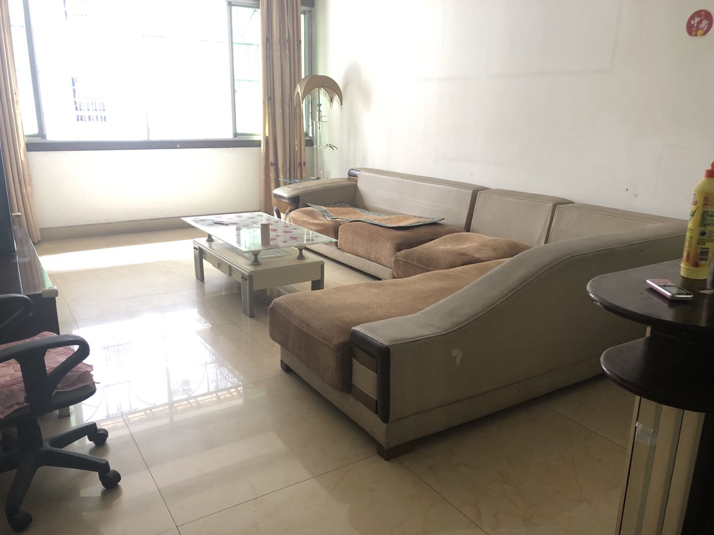 云里小区 3室2厅2卫 1650.0元/月 云里小区 3室2厅2卫 1650.0元/月室内图