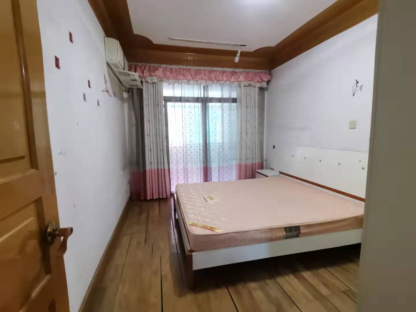 娄星区散盘 3室2厅1卫 1000.0元/月 娄星区散盘 3室2厅1卫 1000.0元/月室内图