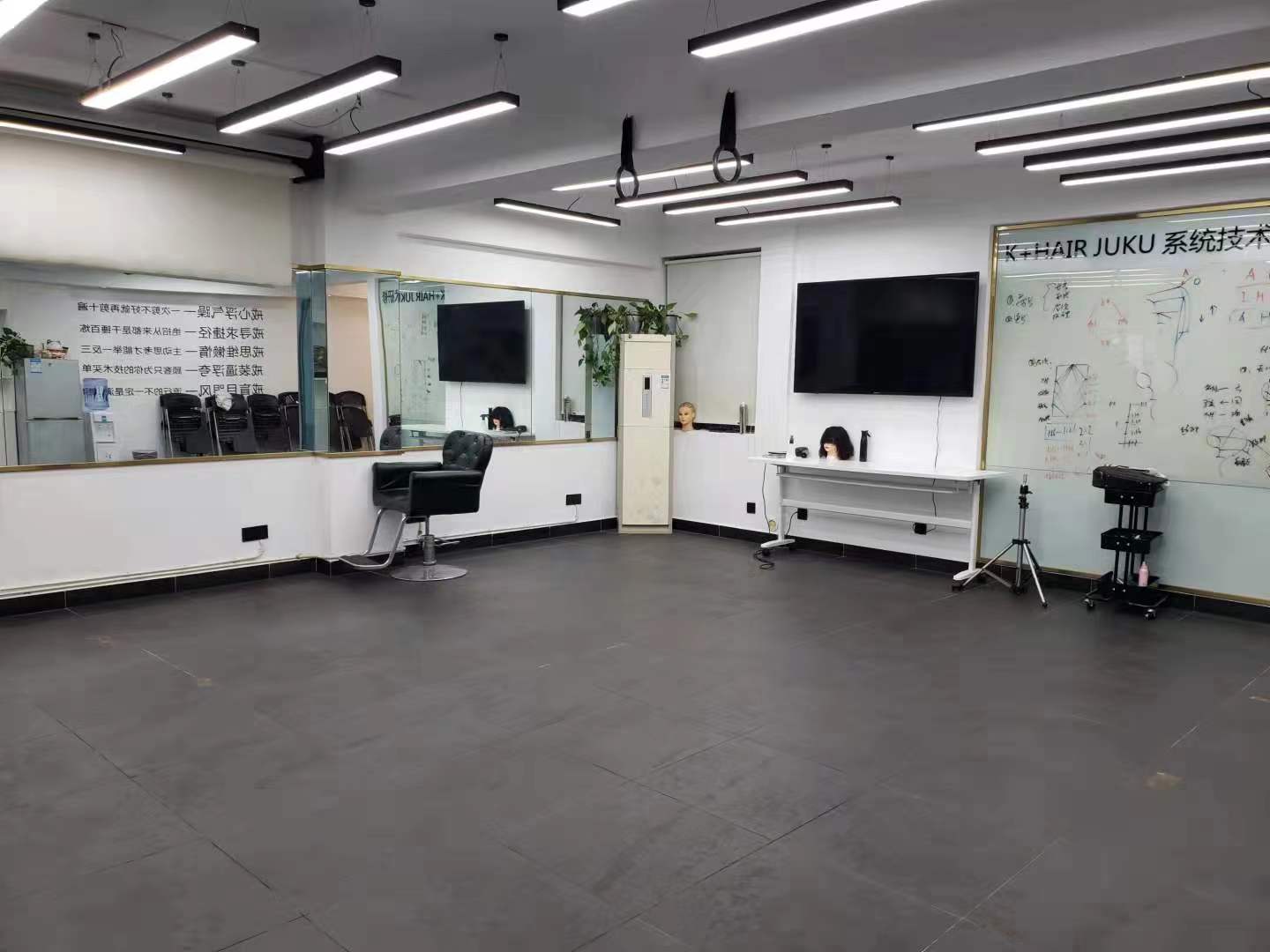 BOBO天下城(CTA财富中心) 2室2厅1卫 3000.0元/月 BOBO天下城(CTA财富中心) 2室2厅1卫 3000.0元/月室内图