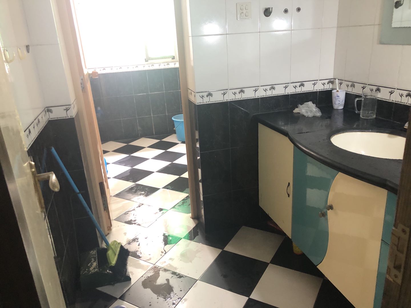 云里小区 3室2厅2卫 1650.0元/月 云里小区 3室2厅2卫 1650.0元/月室内图