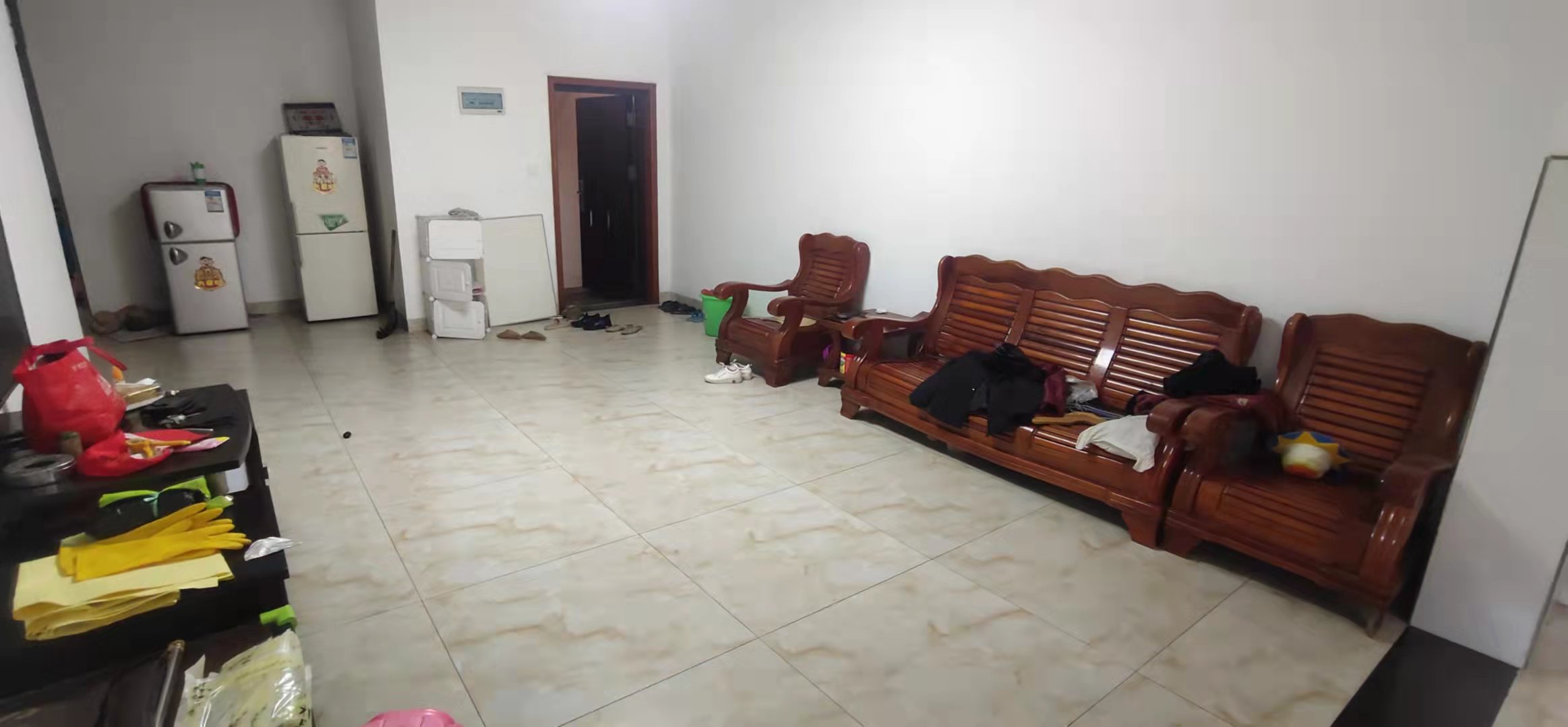 白马山安置小区  3室2厅2卫    1380.0元/月 白马山安置小区  3室2厅2卫    1380.0元/月室内图