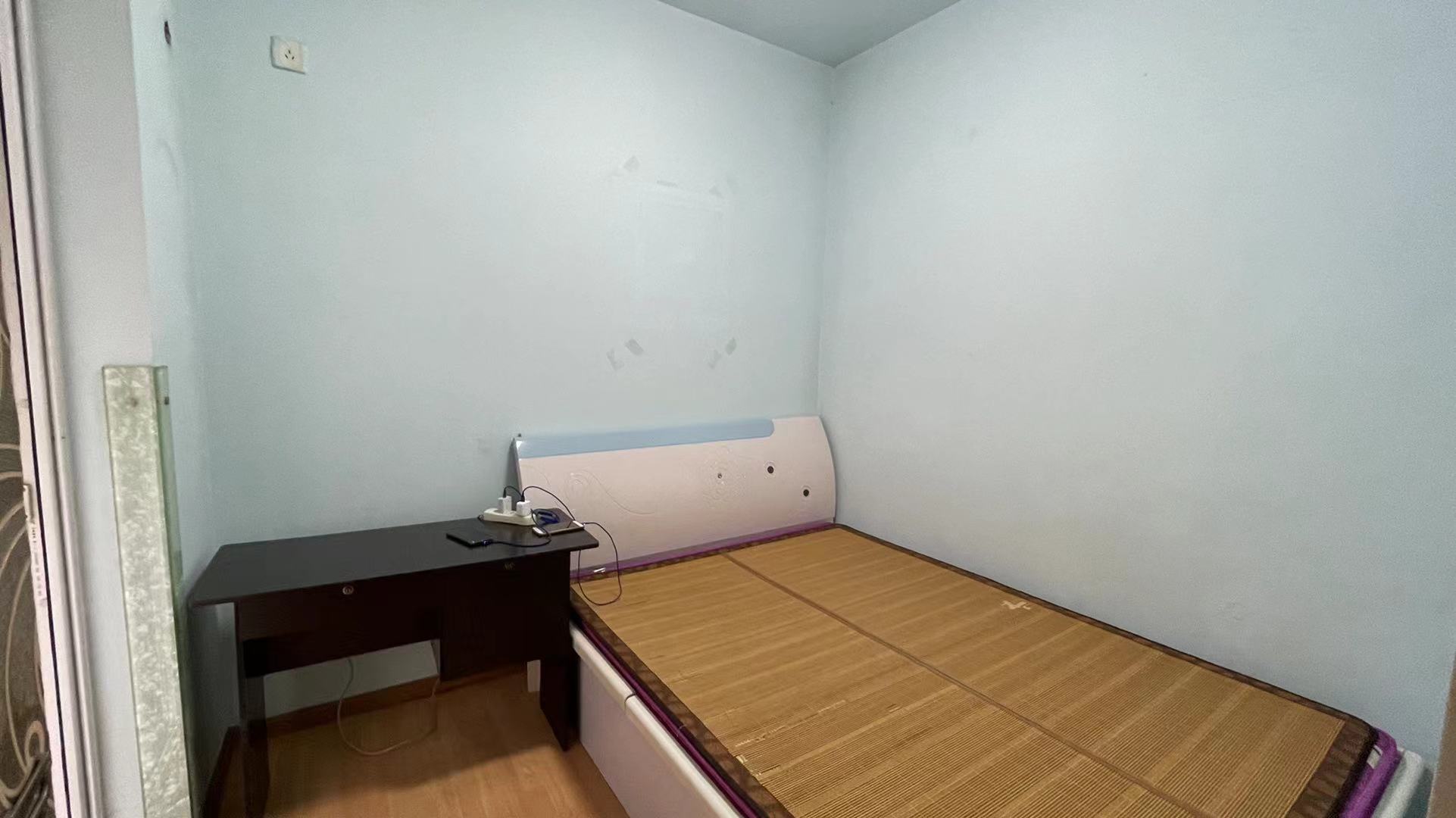 左右小区  2室1厅1卫    1800.0元/月 左右小区  2室1厅1卫    1800.0元/月室内图