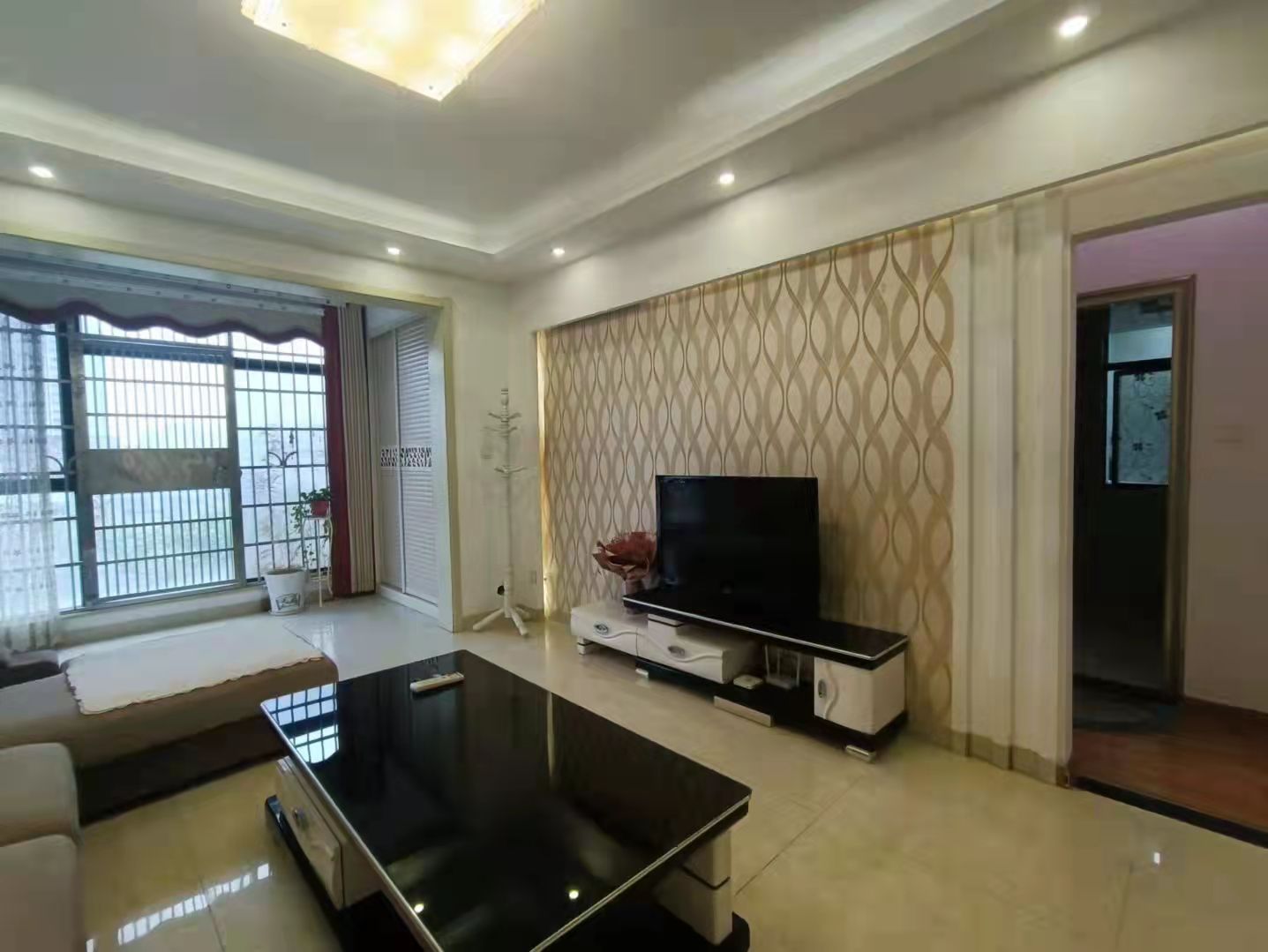 天邦钻石山 2室2厅1卫 2000.0元/月 天邦钻石山 2室2厅1卫 2000.0元/月户型图