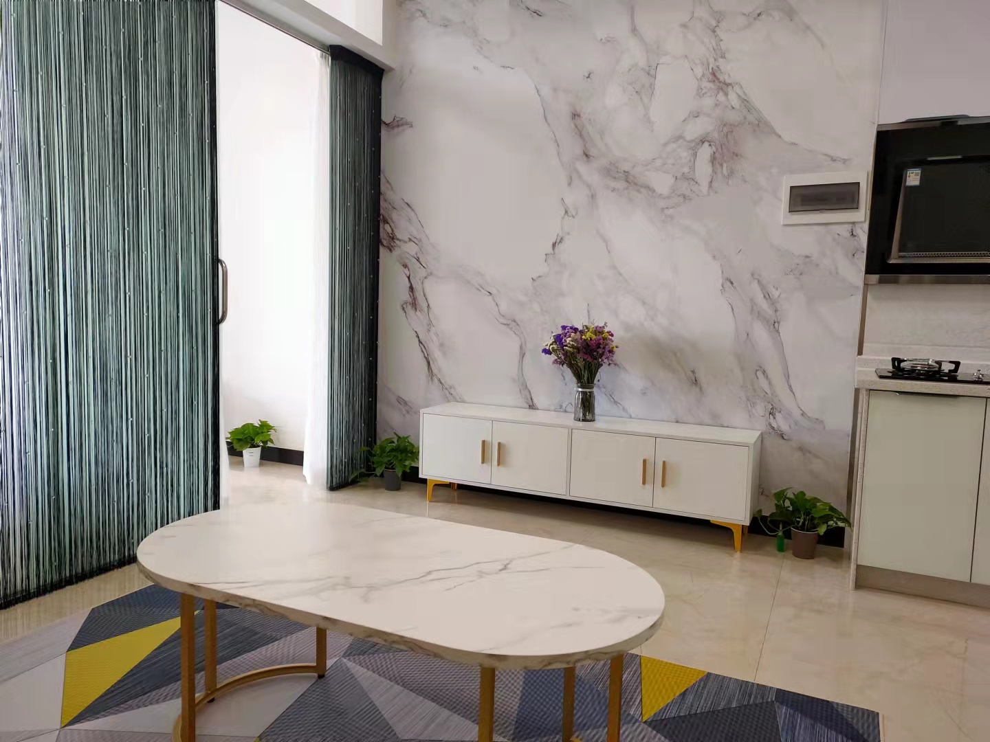 雄森国际  1室1厅1卫    1800.0元/月 雄森国际  1室1厅1卫    1800.0元/月室内图