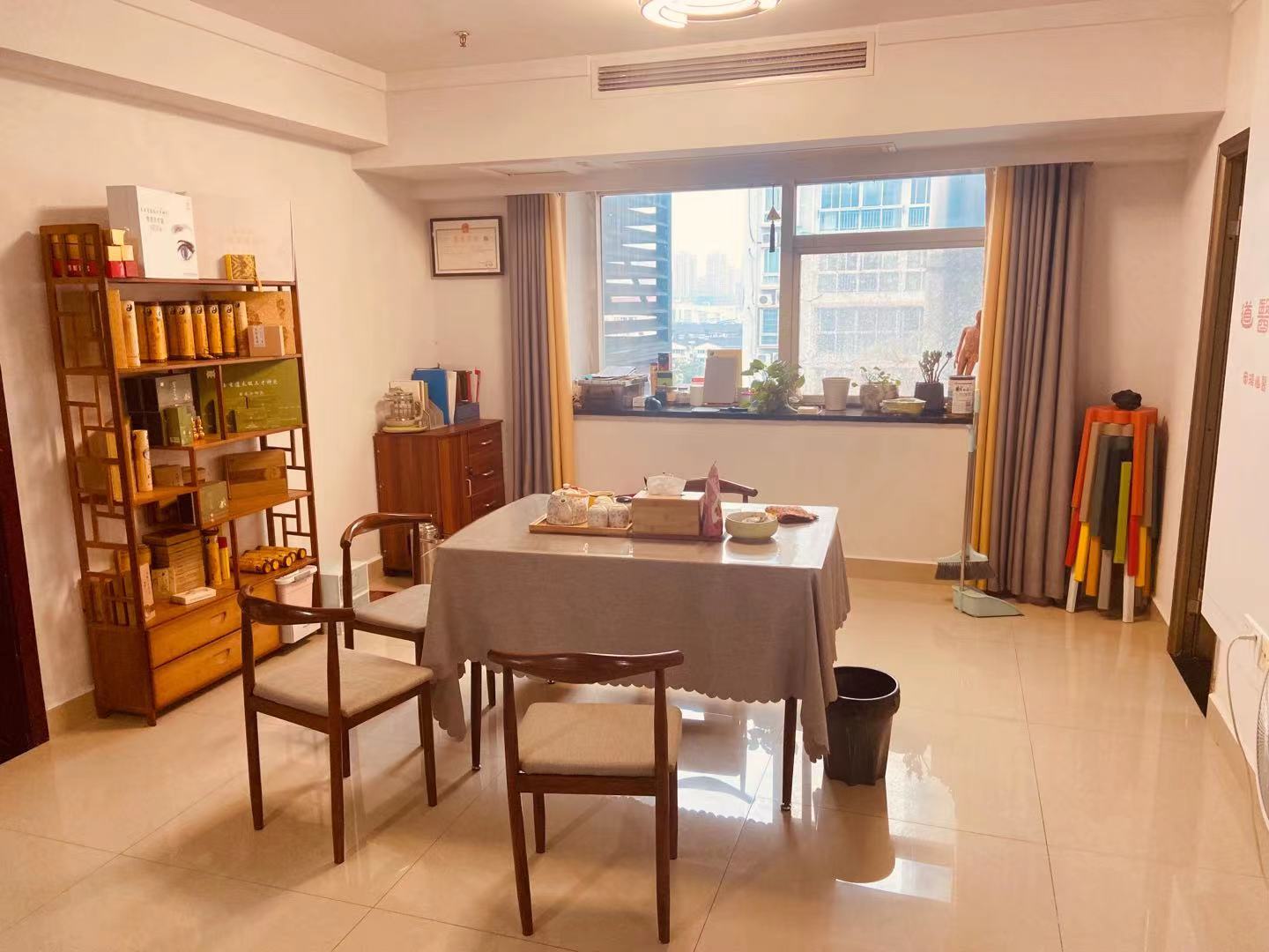 鼎喜大厦 2室2厅1卫 2000.0元/月 鼎喜大厦 2室2厅1卫 2000.0元/月室内图