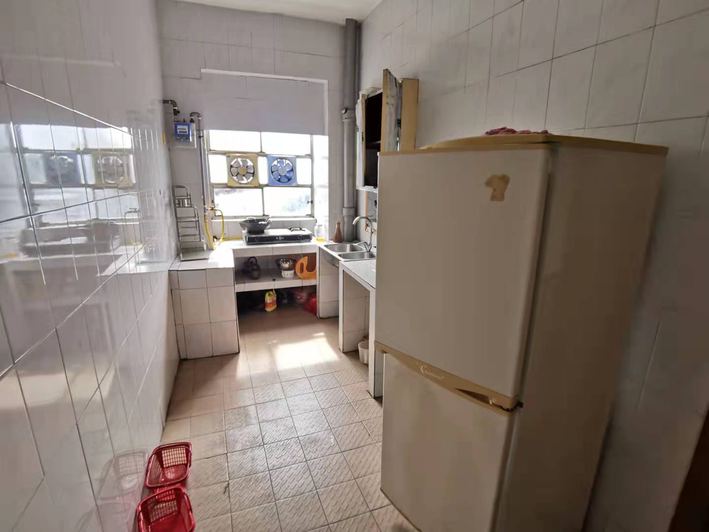 橡胶院 3室2厅1卫 1000.00元/月 橡胶院 3室2厅1卫 1000.00元/月室内图