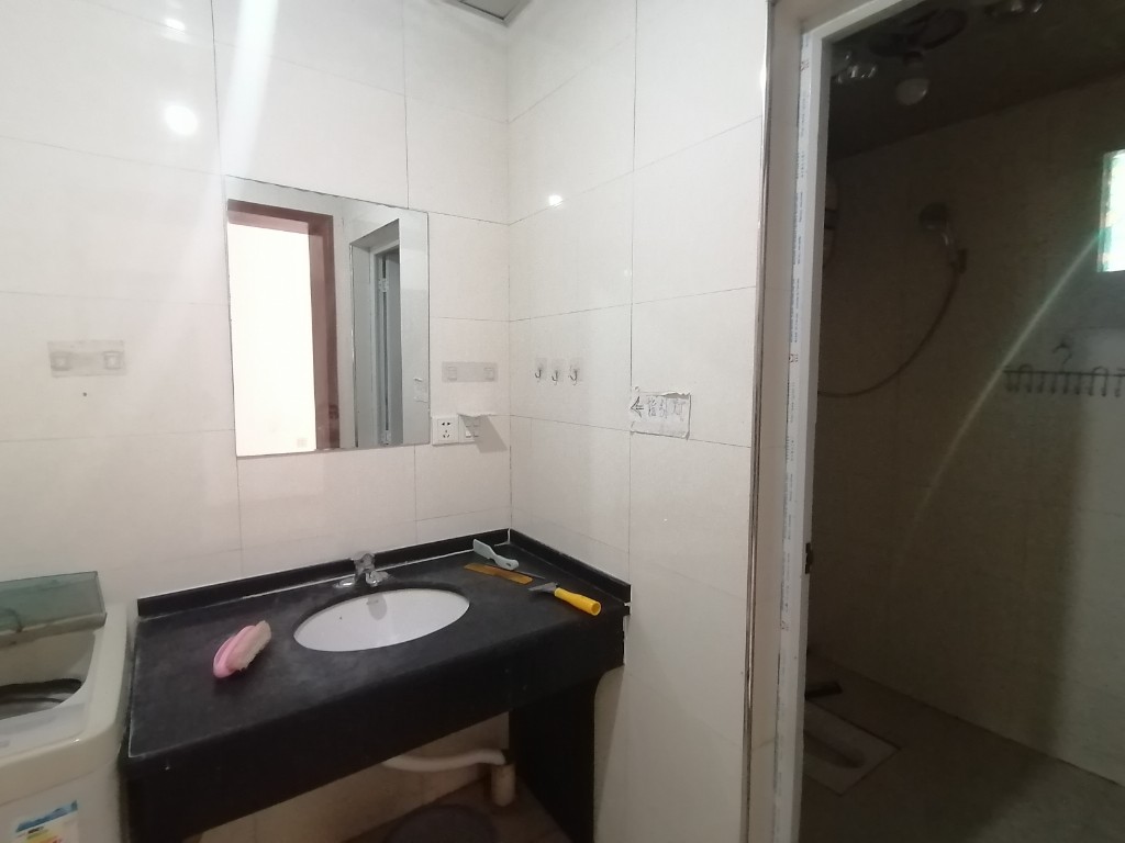 车塘河小区 4室2厅2卫 1500.0元/月 车塘河小区 4室2厅2卫 1500.0元/月室内图