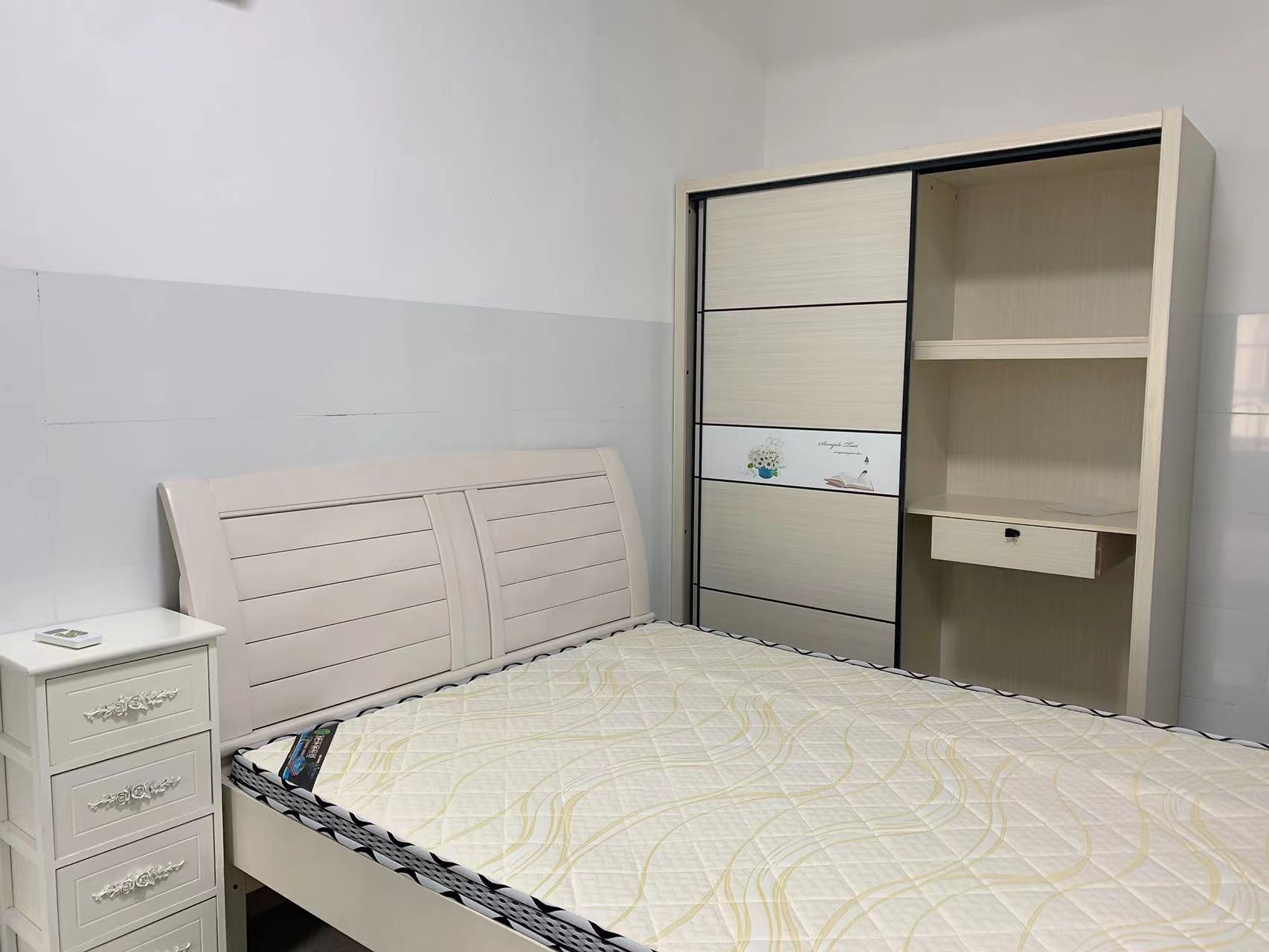 新合六村 1室1厅1卫 1350.0元/月 新合六村 1室1厅1卫 1350.0元/月室内图