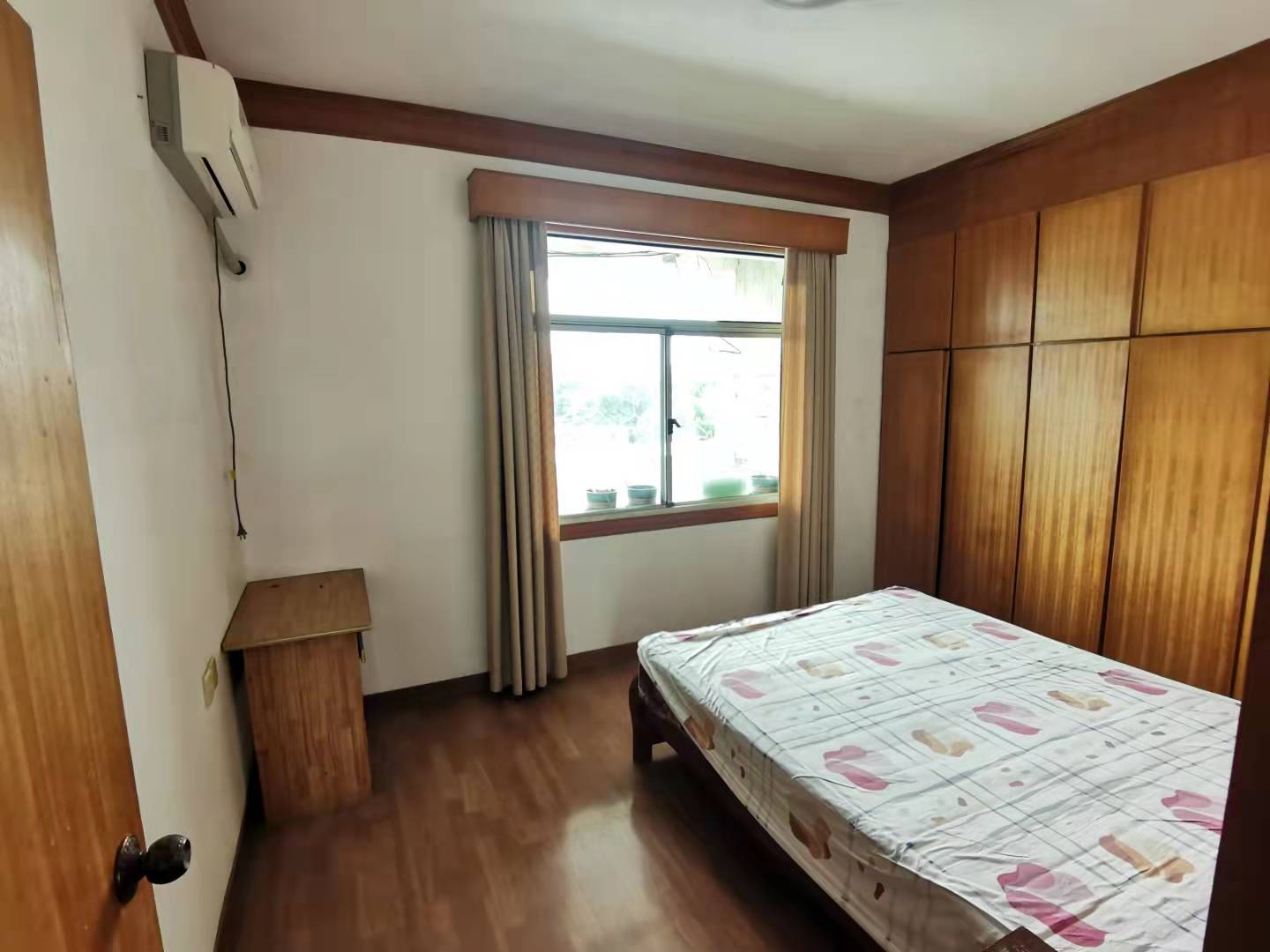 橡胶院 3室2厅1卫 1000.00元/月 橡胶院 3室2厅1卫 1000.00元/月室内图