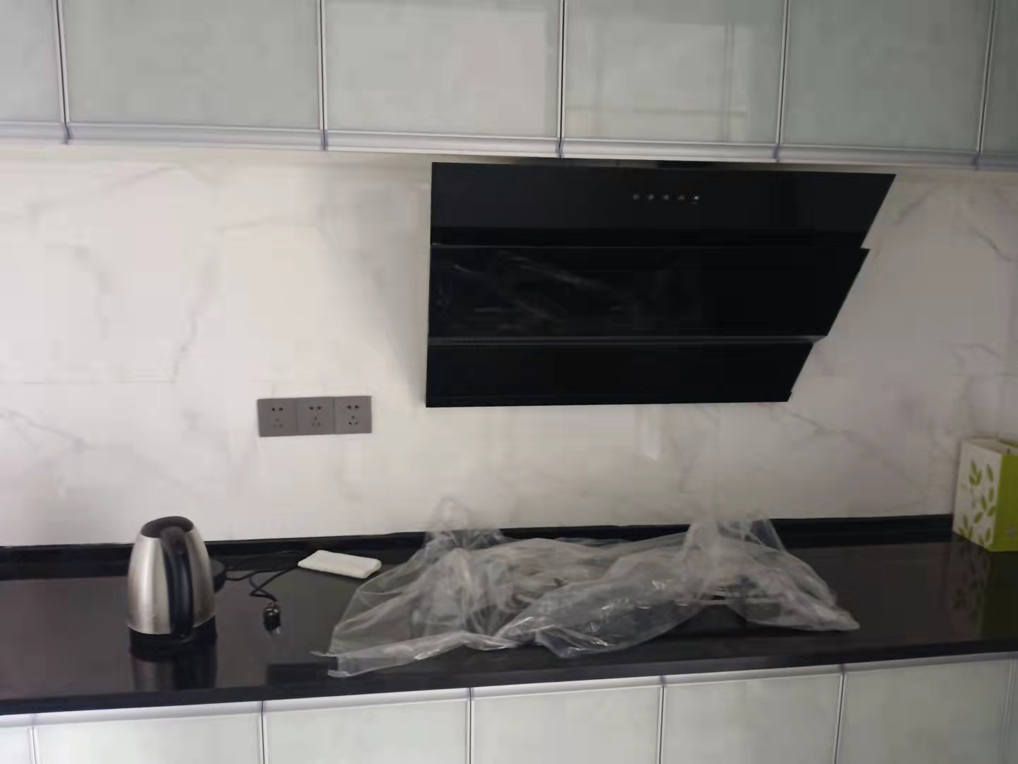 山水新城 3室2厅1卫 3000.0元/月 山水新城 3室2厅1卫 3000.0元/月室内图