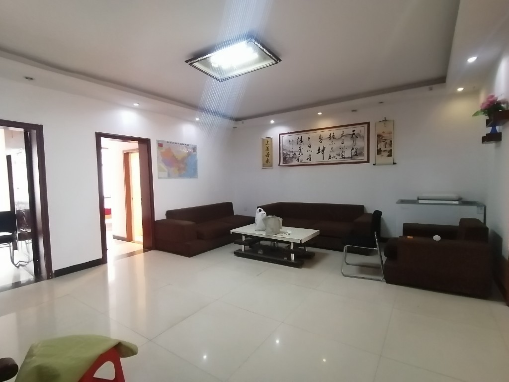 车塘河小区 4室2厅2卫 1500.0元/月 车塘河小区 4室2厅2卫 1500.0元/月室内图