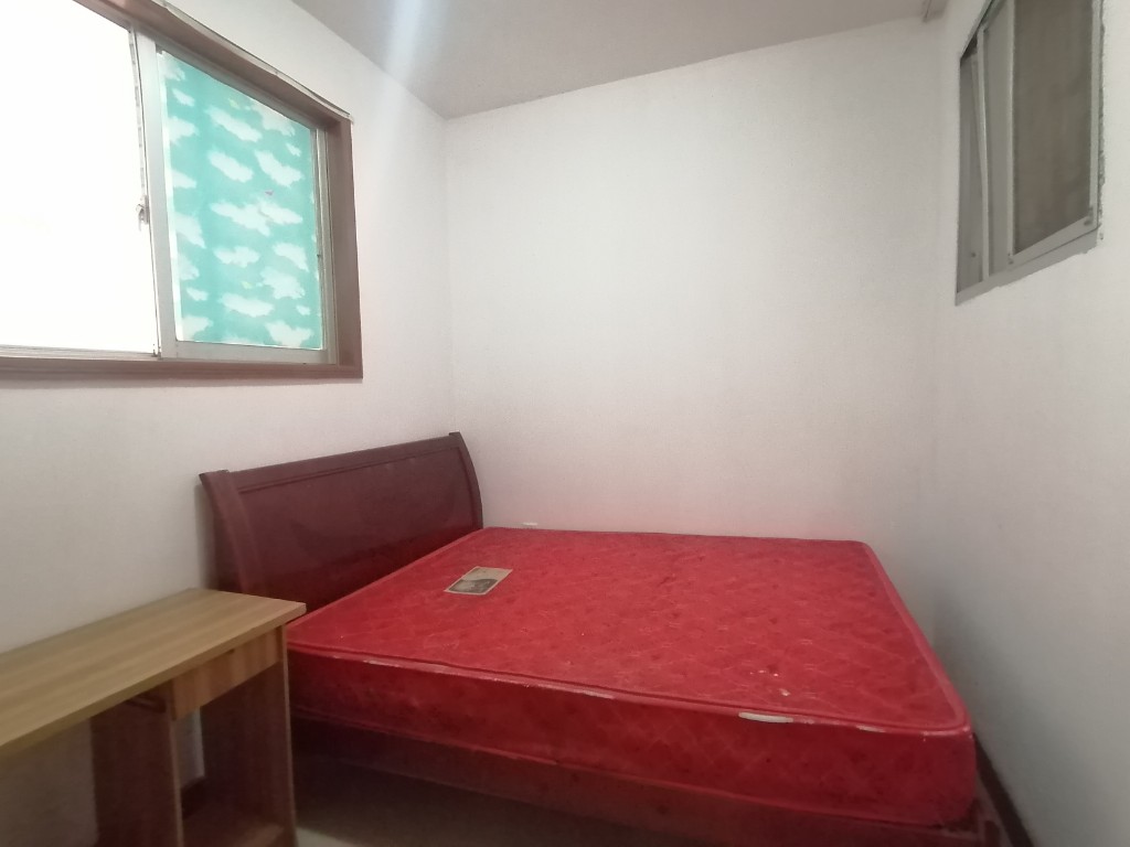 车塘河小区 4室2厅2卫 1500.0元/月 车塘河小区 4室2厅2卫 1500.0元/月室内图